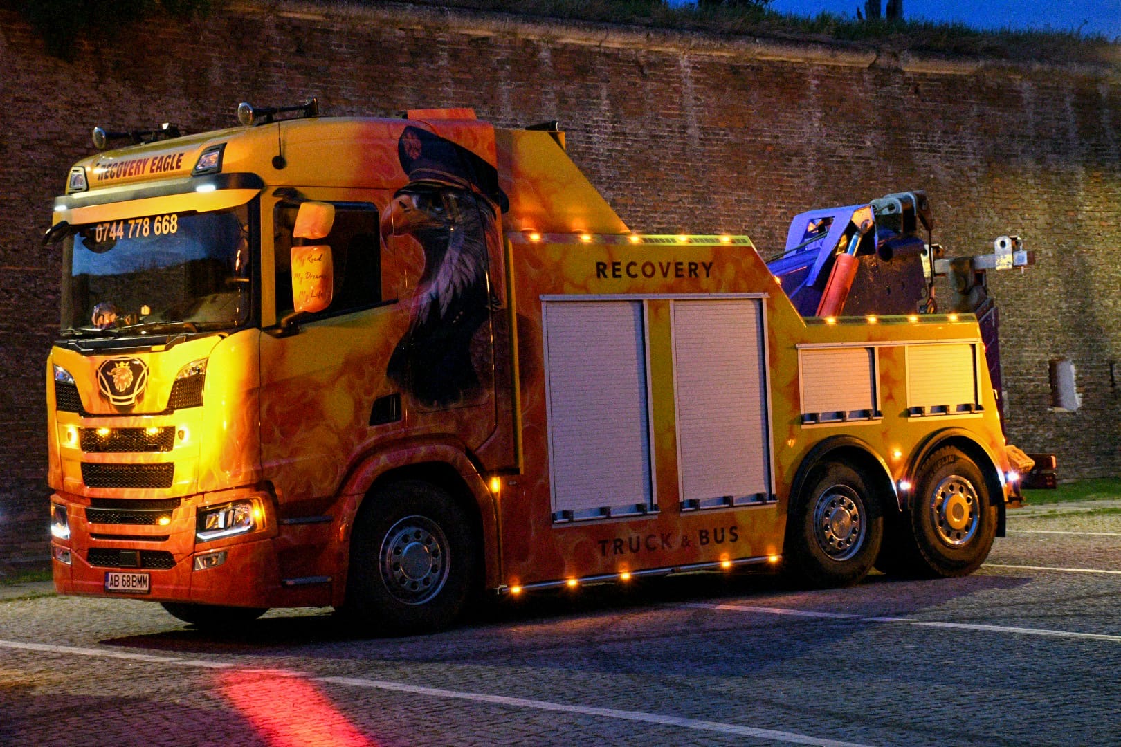 Scania R500 Recovery Eagle - față